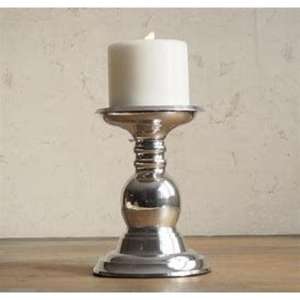 Portavelas de aluminio de primera calidad con detalles intrincados y estilo moderno para decoración del hogar y fines de regalo - Product Image 2