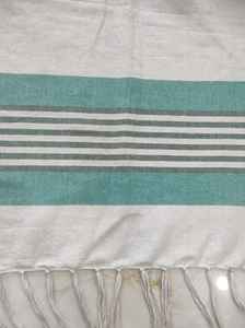 Serviette de plage turque en coton avec logo personnalisé Offre Spéciale Design coloré doux et confortable avec pompon pour la plage de sable - Product Image 5