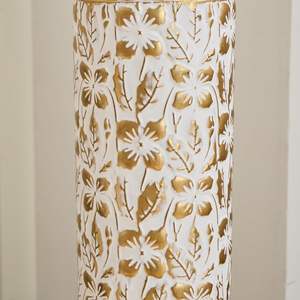 Vase à fleurs artisanal unique en fer poli, écologique, pour la décoration de banquets internationaux, Zahid Exports - Product Image 2