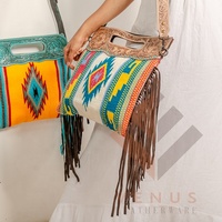 Couverture de selle en cuir véritable 100% usinée à la main sac à main en plumes pour femmes sac de transport Western Conceal grand fourre-tout avec sangle à bandoulière