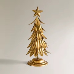 Sapin de Noël en métal avec étoile sur le dessus, design à couches de feuilles d'or, décoration de table élégante pour les fêtes, ornement moderne pour la maison - Product Image 1