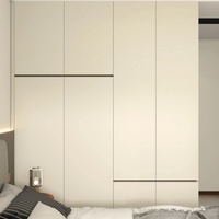 Armoire de chambre à coucher minimaliste moderne, allant du sol au plafond, avec un design personnalisé tout neuf et des matériaux écologiques