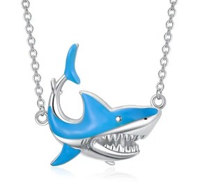 Charmes de requin en émail personnalisables Collier en émail en argent sterling 925 Pendentif en émail de requin bleu antique - Product Image 1