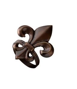 Nuevos Anillos de Servilleta de Metal con Forma de Flor de Cinco Pétalos, Color Perla Galvanizado, Ecológicos, Elegantes y de Lujo para Fiestas y Regalos - Product Image 1