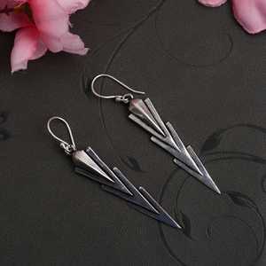 Pendientes Colgantes de Latón de Moda, Plateados, con Flecha Geométrica, Largos, Delicados, Vintage, Minimalistas, al por Mayor, para Mujer - Product Image 3