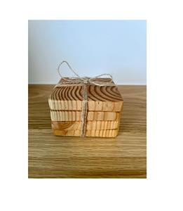 Posavasos Clásico de Madera Hecho a Mano, Diseño Resistente al Calor para Colocar Bebidas en el Hogar y el Trabajo - Product Image 3