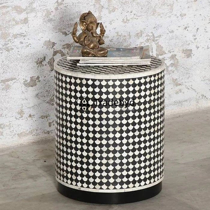 Available in different Colors