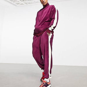 Survêtements impression bouffante 3D personnalisés Vente en gros personnalisée Coton Polyester mélangé Tech Fleece Survêtement ajusté pour homme Survêtements unis coupe ajustée Pantalon de survêtement évasé et sweat à capuche - Product Image 1