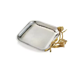 Plateau carré en métal argenté avec motif floral et poignée dorée Plateau de service élégant pour thé Snack Table à manger idéale pour la cuisine à domicile - Product Image 1