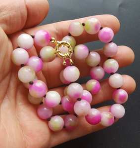 Collier ras du cou en cristal de perles Sodalite 8mm fait main bijoux artisanaux en pierre Sodalite naturelle - Product Image 1