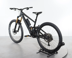 Vélo de montagne électrique Enduro léger en carbone 6495C024, moteur 320W - Product Image 4