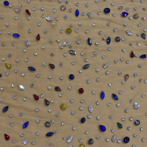 Tissu de filet brodé perlé fait main Offre Spéciale pour les femmes matériau non tissé en tricot élégant pour les robes de mariée soirée et fête - Product Image 3