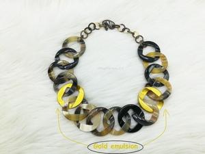 Collier de luxe en corne de buffle fait à la main, bijoux naturels et durables pour femmes, haute qualité - Product Image 5