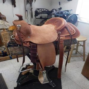 Herramienta de mano de piel de vaca genuina Sillín de cuero occidental Wade Tree A Fork Premium Roping Ranch Productos de Carreras de Caballos ingleses de la India - Product Image 2