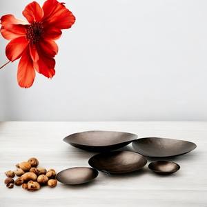 Ensemble de bols en métal finition or élégante Bols de service modernes et minimalistes Vaisselle durable pour table à manger Décoration de cuisine - Product Image 4