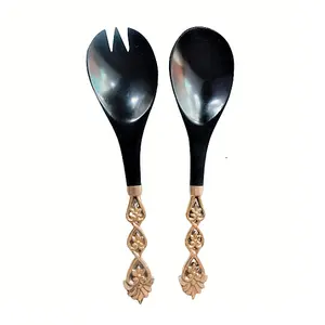 Service de couverts de cuisine vintage moderne et écologique, 12 pouces, en corne de buffle, avec poignées en laiton, cuillère et fourchette - Product Image 1