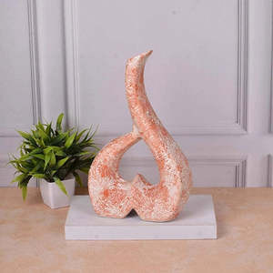 Vase en céramique artisanal bleu corail et orange, design contemporain nordique, carré, pour table, décoration intérieure, cadeau de pendaison de crémaillère, 16,5x27cm - Product Image 4