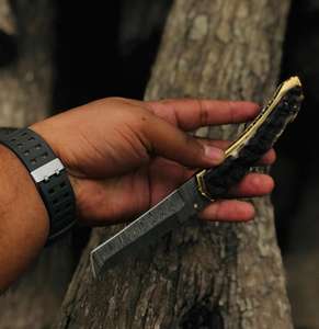 Couteaux pliants portables faits à la main en gros pour le camping, la survie et le bushcraft, couteau de poche personnalisé fait à la main avec manche en bois de cerf - Product Image 4