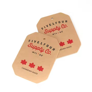 Etiqueta colgante de ropa de lujo personalizada en relieve/etiqueta de precio de papel impreso con diseño liso Etiqueta de tarjeta de cabecera aceptada - Product Image 4