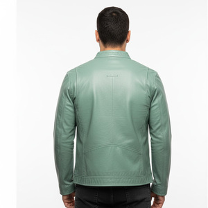 Veste de moto en peau de mouton pour hommes fournisseur de gros d'usine personnalisé OEM vêtements d'extérieur chauds élégants et durables en cuir de motard vêtements d'hiver - Product Image 2