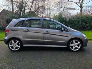 MERCEDES-BENZ Classe B 1.5 d'occasion 2011, conduite à gauche/droite - Product Image 2