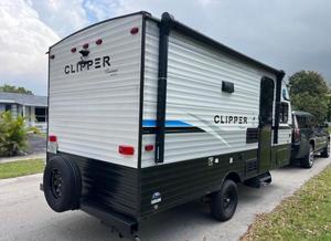 Remorque alimentaire entièrement équipée à vendre - Product Image 3