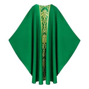 Túnica casulla verde litúrgica hecha a mano con bordado cruzado, vestimenta ligera para sacerdotes católicos - Product Image 4