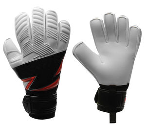 Nouvelle conception et meilleure qualité gants de football gaélique pour la protection des gardiens de but gants de football personnalisables en vente - Product Image 1