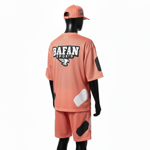 Ensemble de shorts de football pour hommes en polyester premium, tissu respirant en mesh avec empiècements contrastés, logo personnalisé par sublimation pour ensemble de shorts homme - Product Image 5