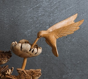 Colgante de pared de madera para decoraciones del hogar colibrí individual en Parasit Flor de madera con Base de madera de parásito - Product Image 4