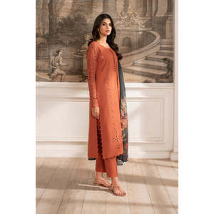 Conjunto Elegante IZNIK-3PC para Mujer, Camisa Bordada Chikan Lawn con Dupatta de Chifón Estampado y Pantalones BIC-4638 - Product Image 3