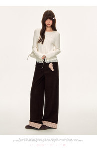 Completo da donna BUFA con pantaloni a gamba larga a pois e risvolto a contrasto in 100% cotone, ideale per le donne alla moda 2026 - Product Image 4