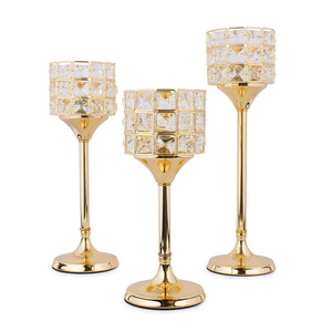Portavelas de boda y Navidad con cuentas de cristal chapado en oro, soporte votivo elegante brillante, aspecto decorativo para el hogar - Product Image 1