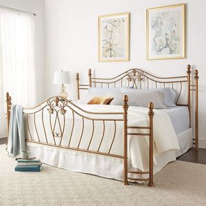 Estructura de Cama de Latón de Estilo Tradicional con Artesanía de Primera Calidad para Exhibición de Muebles de Dormitorio de Estilo Histórico - Product Image 1