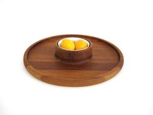 Plateau à copeaux et trempette en bois d'acacia avec bol en céramique blanche Plateau de service multi-sectionnel Plat de service en bois élégant - Product Image 5