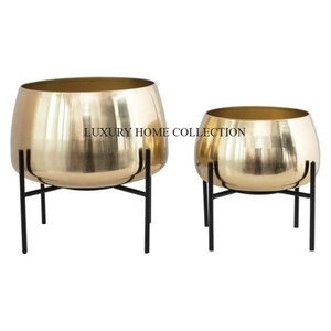 Grande <span class=keywords><strong>jardinière</strong></span> en métal peint à la main avec des motifs artistiques exquis pour la décoration de plantes de jardin et de terrasse moderne - Product Image 4