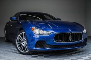 Maserati Ghibli S Q4 AWD 2014 / Disponible à la vente avec faible kilométrage, moteur essence, véhicule bien entretenu et sans accidents - Vente flash - Product Image 2