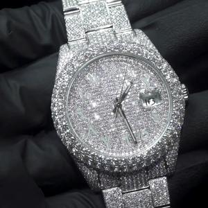 นาฬิกาควอตซ์โครโนกราฟผู้ชายสุดหรู สไตล์ฮิปฮอป ประดับเพชรเลี้ยงในห้องปฏิบัติการ ตัวเรือนสแตนเลสสตีล กระจกสีเหลืองทอง - Product Image 5