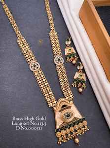 Conjunto largo chapado en oro de diseñador para mujer - Product Image 4