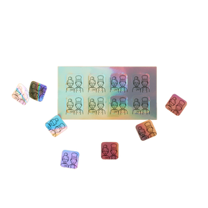 Autocollants adhésifs personnalisés durables en vinyle holographique résistant aux UV avec date d'expiration pour supermarché, marque privée, cosmétiques, aliments et boissons - Product Image 1