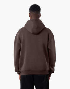 เสื้อฮู้ดดี้สีน้ำตาลเข้มสำหรับผู้ชาย สกรีนโลโก้ได้ ผ้าหนา แขนยาว มีกระเป๋าจิงโจ้ สไตล์ลำลอง สตรีทแวร์ รับผลิตแบบ OEM ODM - Product Image 4