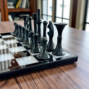 Jeu d'échecs moderne pour la maison, la chambre à coucher, le salon et le bureau pour le mariage de Diwali, les célébrations du Ramadan - Product Image 5