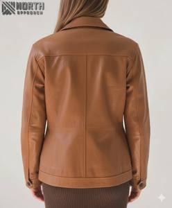 Dernière conception de veste pour femmes sur mesure Veste en cuir véritable de haute qualité pour dames élégantes Nouvelle mode Couleur unie personnalisée - Product Image 2