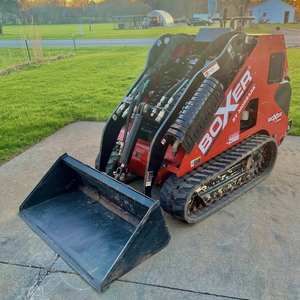 Cargadora Compacta de Alto Rendimiento BOXER 700HDX - Product Image 1