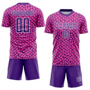 Nuevo diseño de camisetas de fútbol para hombres y adultos cortos, uniforme de fútbol con estampado de logotipo personalizado para hombres - Product Image 1
