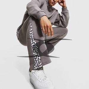 Survêtement évasé à imprimé bouffant avec logo personnalisé en 3D pour homme - Product Image 3