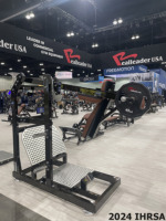 Machine à Squat Pendulaire pour Entraînement des Fessiers, des Quadricipitres et des Ischio-jambiers – Équipement de Gymnastique LD-2006