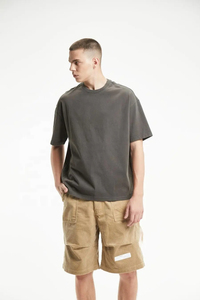 Venta al por mayor 100% algodón camiseta de los hombres de alta calidad Streetwear personalizado en blanco de gran tamaño hombro caído 220Gsm de punto de los hombres de gran tamaño - Product Image 5