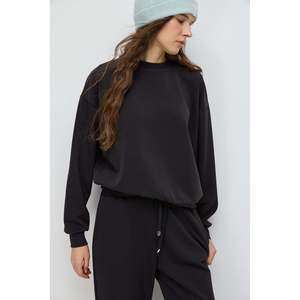 Sudadera Básica de Tacto Suave en Tela Turca - Product Image 2