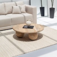 Table basse ronde en bois massif, finition naturelle, artisanale, pour salon, chambre ou hôtel, véritablement unique.